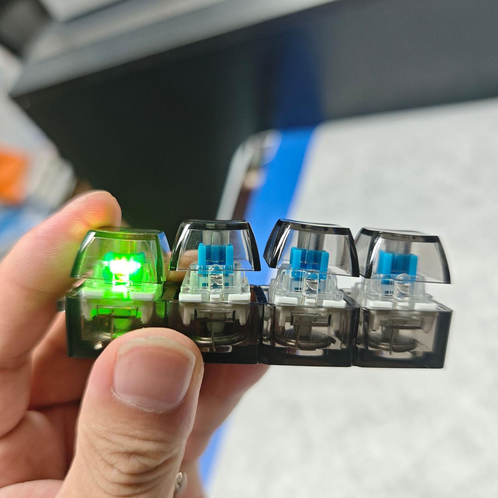 Mainan Pereda Stres Keyboard F - Keyboard Switch Tester ulasan dan harga